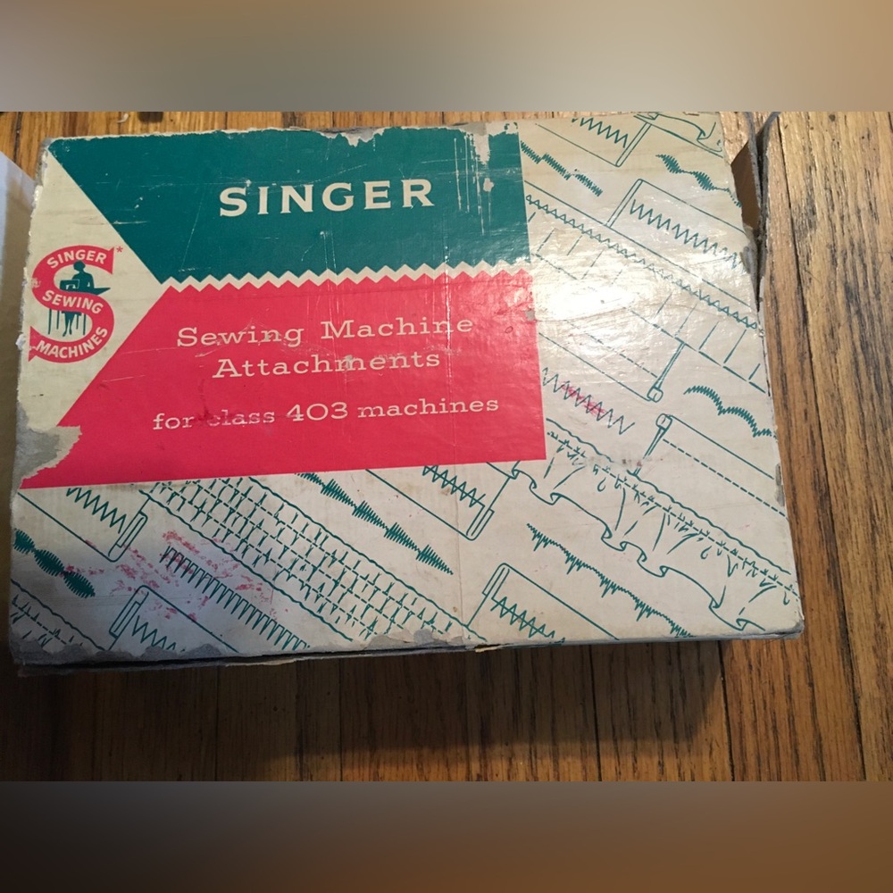 Sewing Machine Accessory Kit with Black Spools - Singer Class 403 Machine - Picture 2 of 5